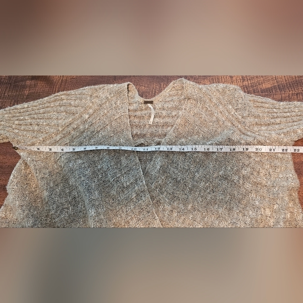 Free People Open Front Waterfall Crochet Knit Long Sleeve Layering Oatmeal Sz XS - Picture 13 of 14